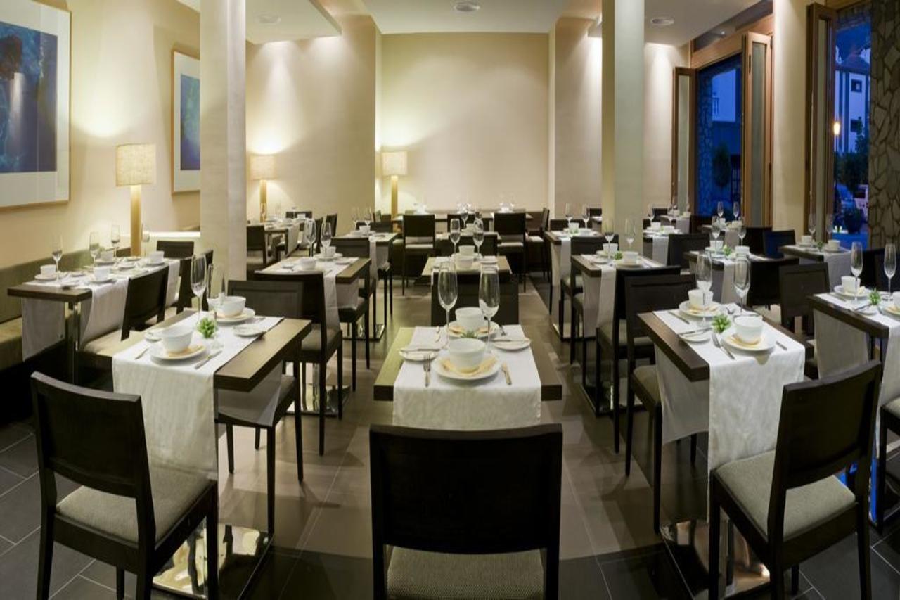חוף ואיה גראן ריי Hotel Playa Calera מראה חיצוני תמונה